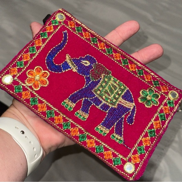 Indian Style Embroidered Elephant Wristlet Travel Colorful 6.75x4.25in Unique - Picture 6 of 10